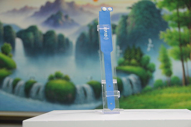 硅膠腕帶可以提高產品的聲譽 硅膠腕帶可以提高產品的聲譽