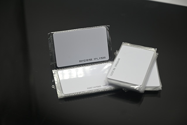 充電卡PVC材料壓制方法以及特點(diǎn)-卡立方充電卡制作 充電卡PVC材料壓制方法以及特點(diǎn)-卡立方充電卡制作